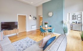 Host & Stay - Easby Hall 2